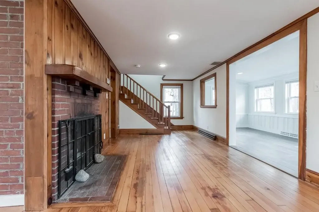 47 Anglers Road Windham ME 04062
