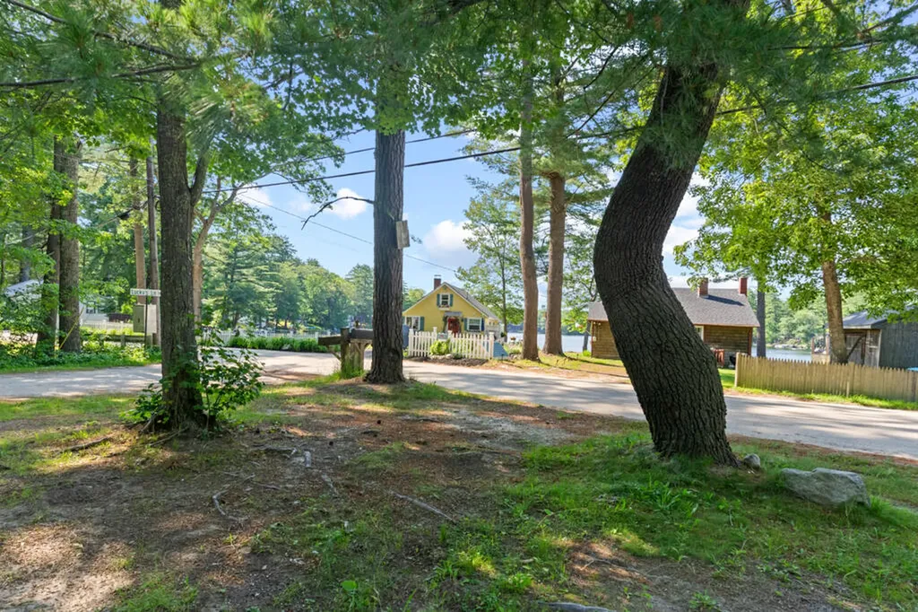 47 Anglers Road Windham ME 04062