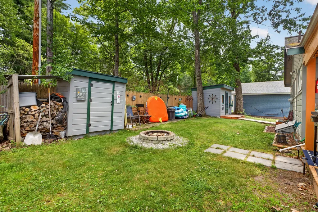 13 Tall Pines Road Naples ME 04055