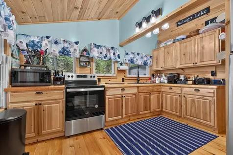13 Tall Pines Road Naples ME 04055