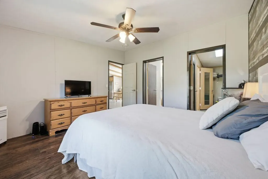 18 Riverside Terrace Sidney ME 04330