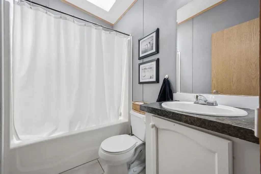 18 Riverside Terrace Sidney ME 04330