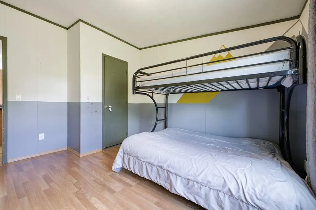 18 Riverside Terrace Sidney ME 04330