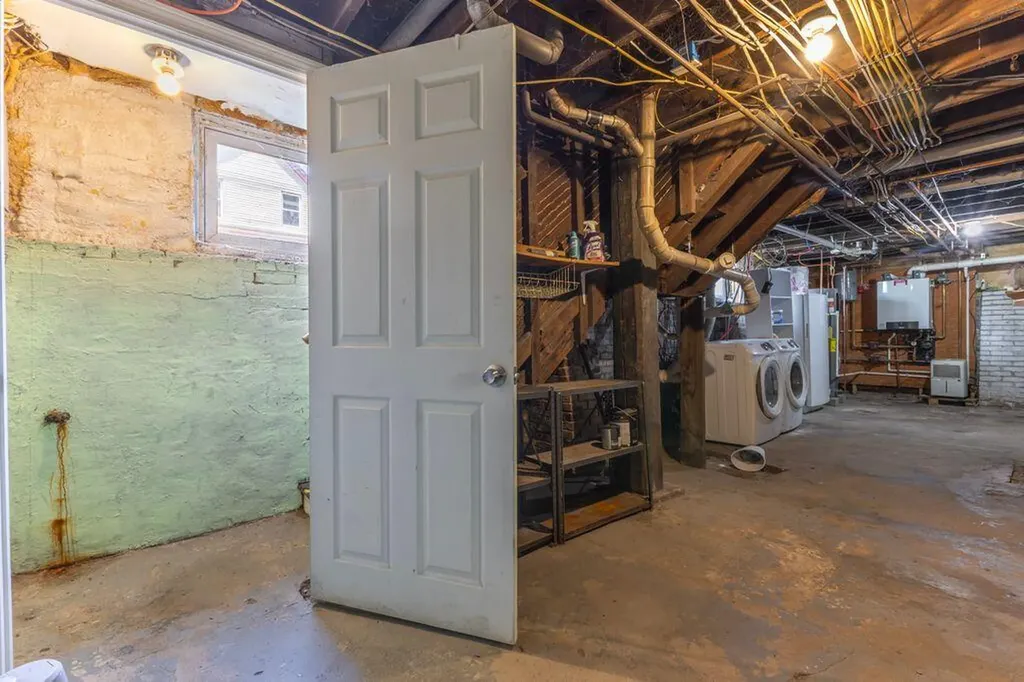 1 Curtis Street Lewiston ME 04240