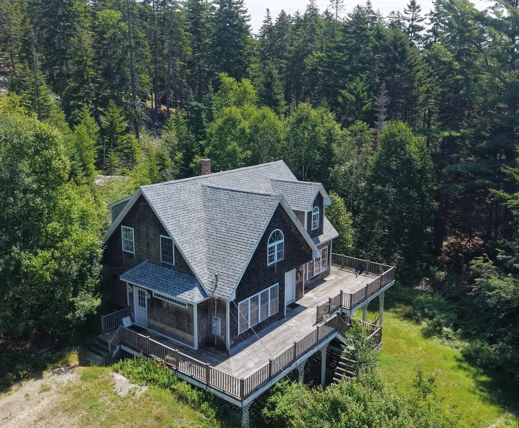 439 Calderwood Neck Road Vinalhaven ME 04863