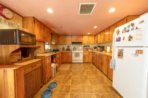 696 Plains Road Mount Vernon ME 04350