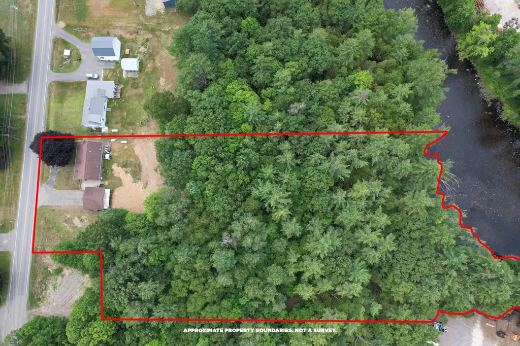 422 Peltoma Avenue Pittsfield ME 04967