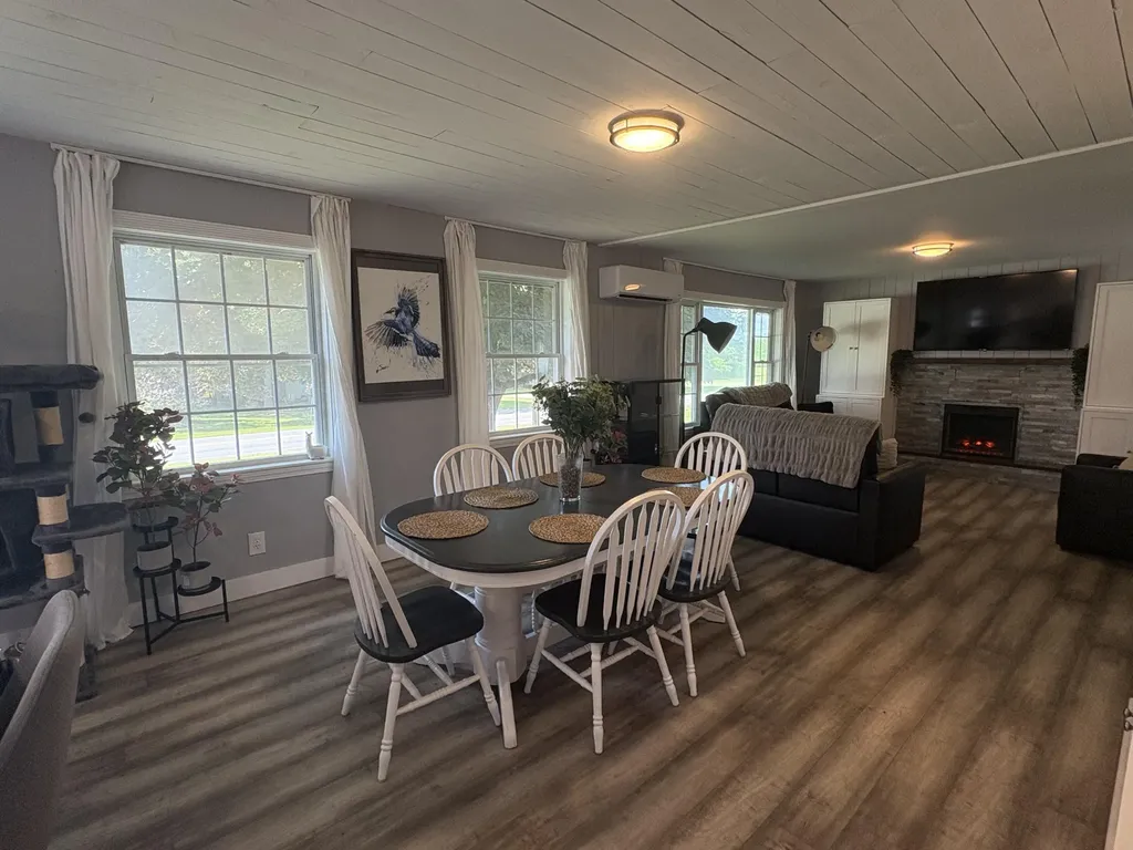 422 Peltoma Avenue Pittsfield ME 04967