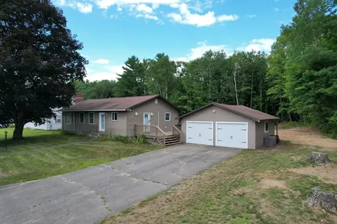422 Peltoma Avenue Pittsfield ME 04967