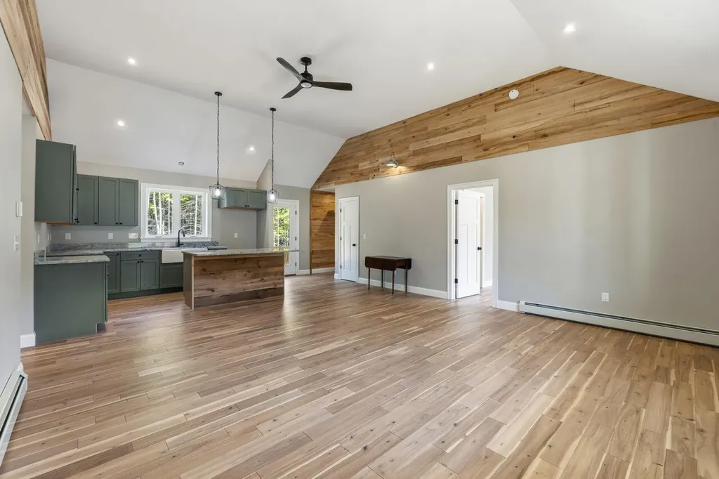 14 Scout Lane Windham ME 04062