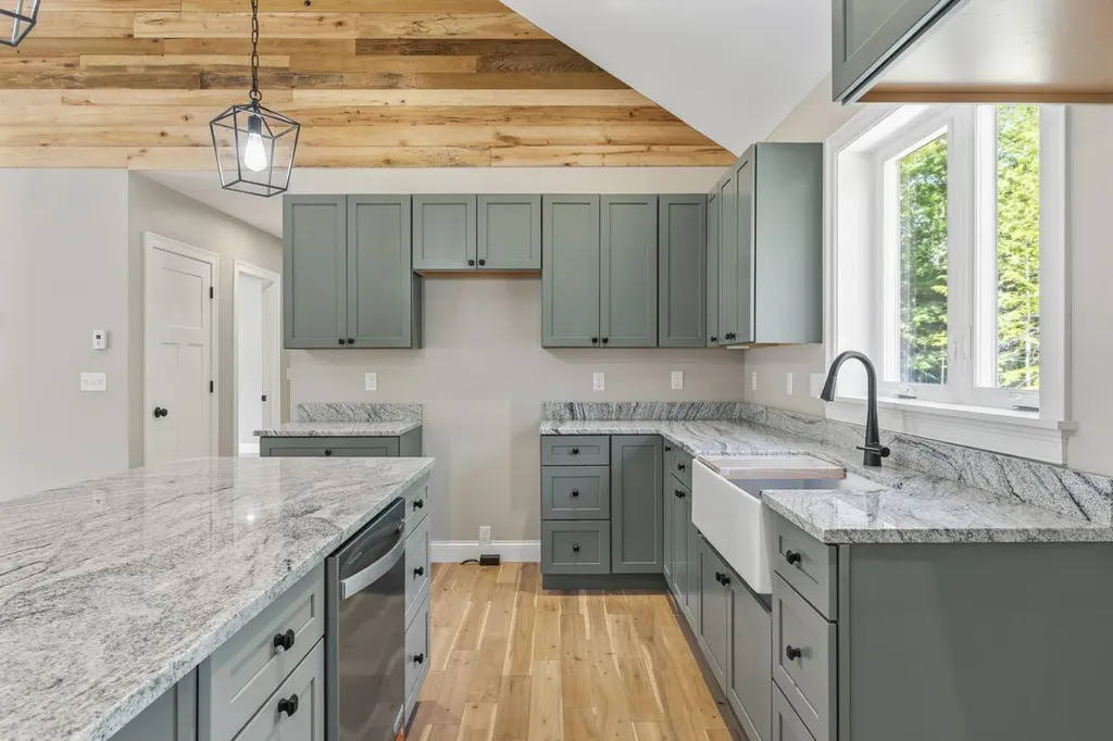 14 Scout Lane Windham ME 04062