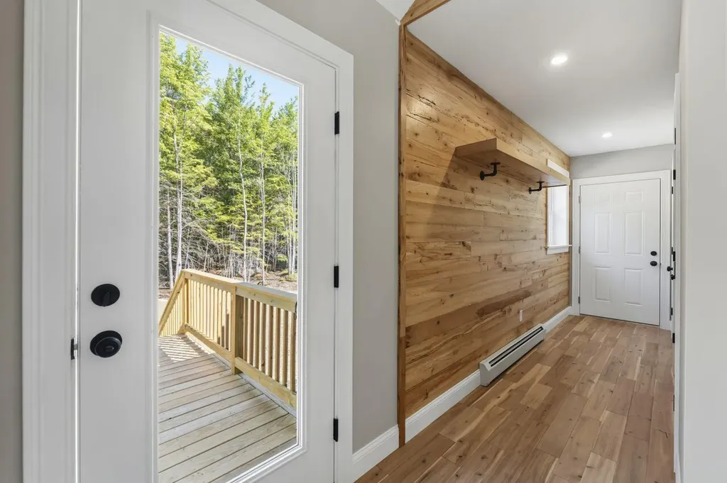 14 Scout Lane Windham ME 04062