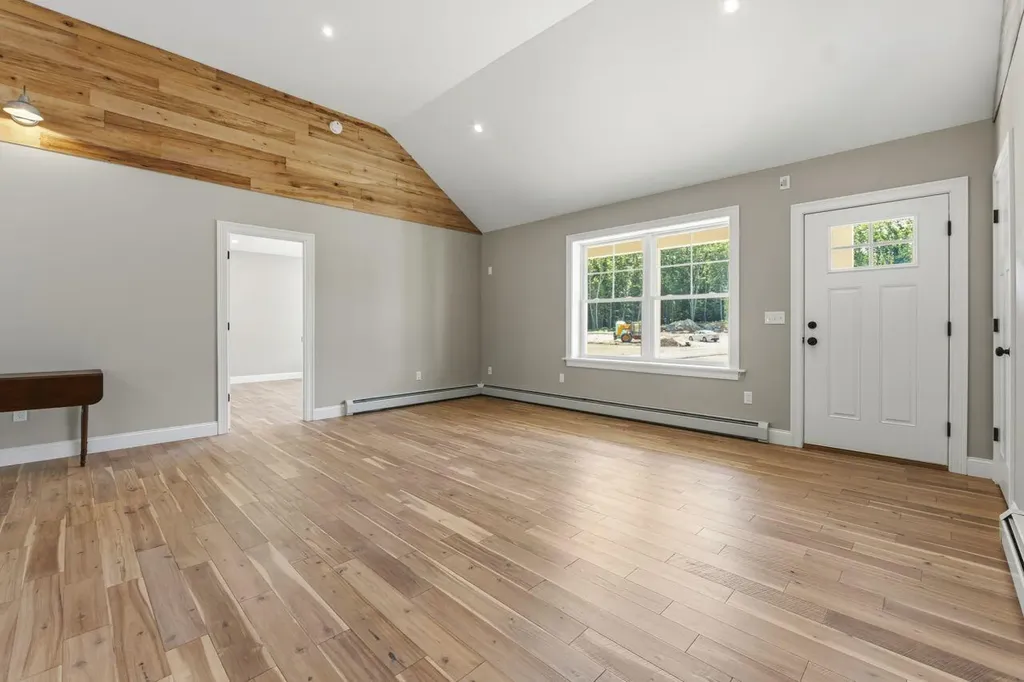 14 Scout Lane Windham ME 04062