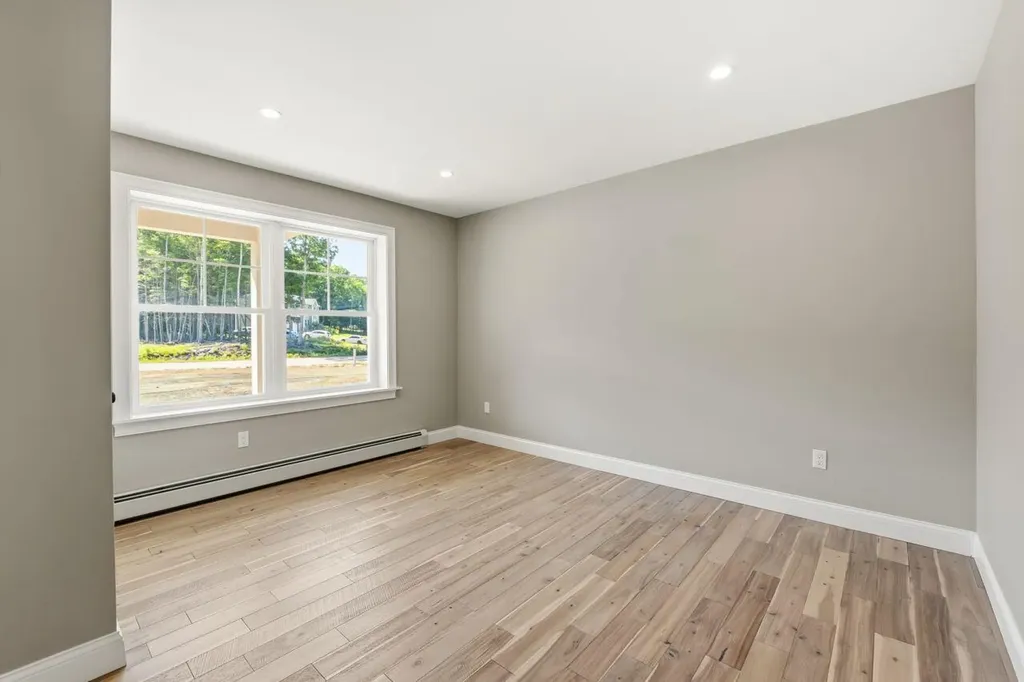14 Scout Lane Windham ME 04062