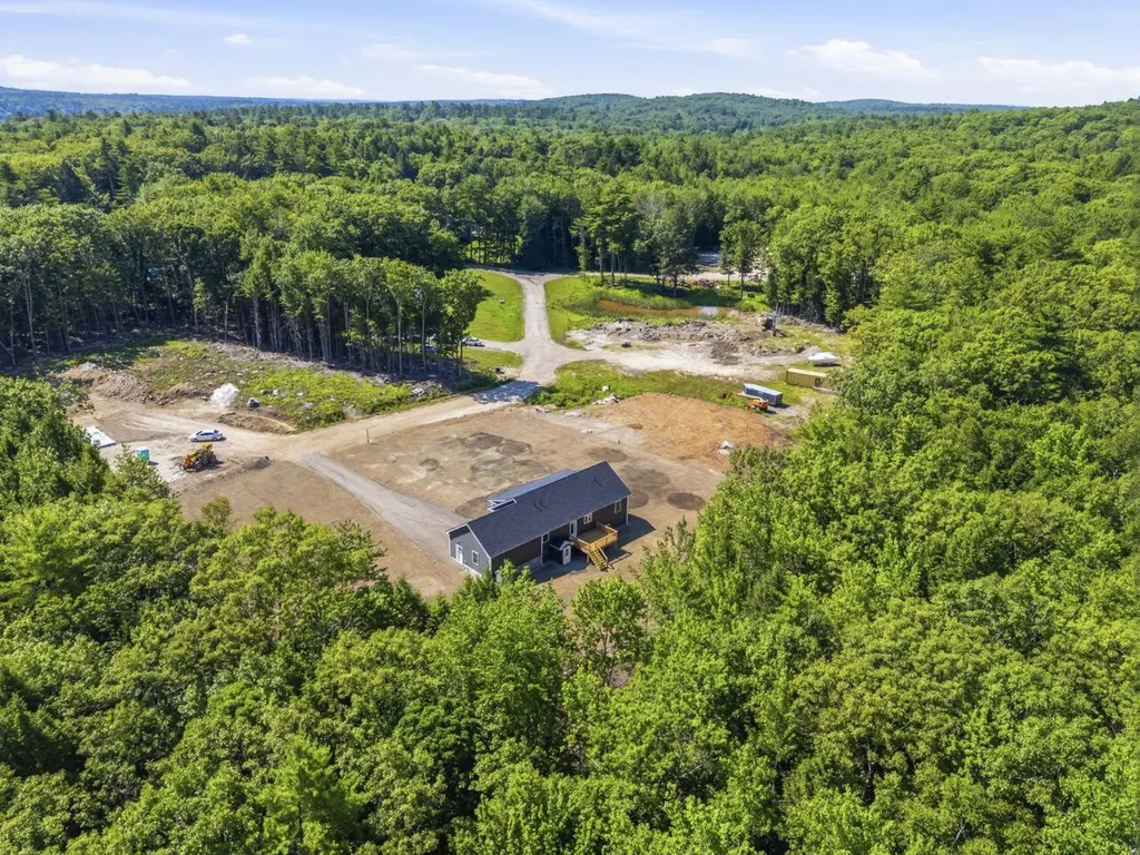14 Scout Lane Windham ME 04062