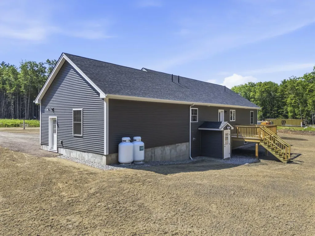 14 Scout Lane Windham ME 04062