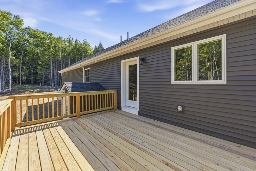 14 Scout Lane Windham ME 04062