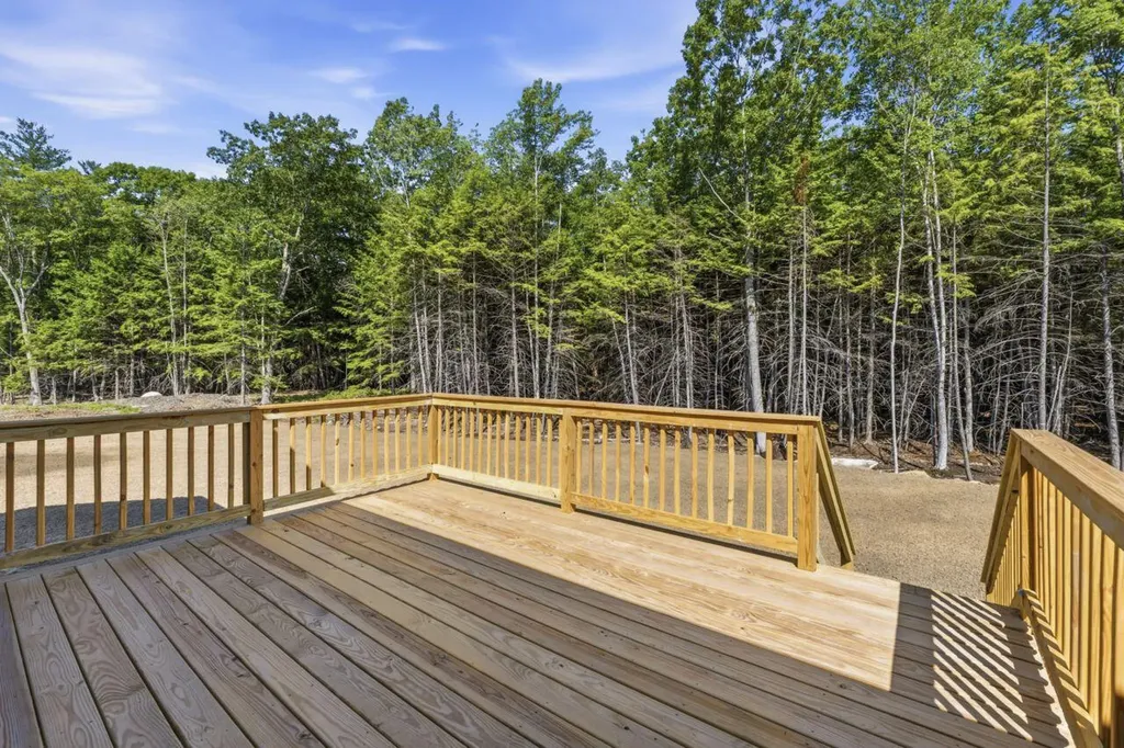 14 Scout Lane Windham ME 04062
