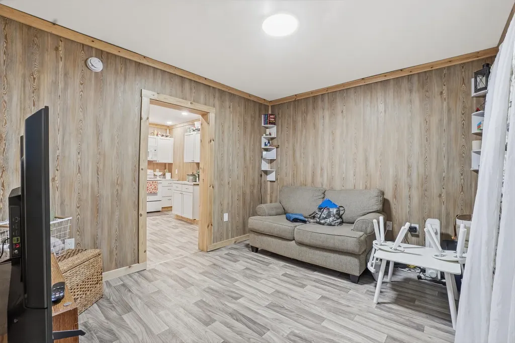 76 Smith Street Bangor ME 04401