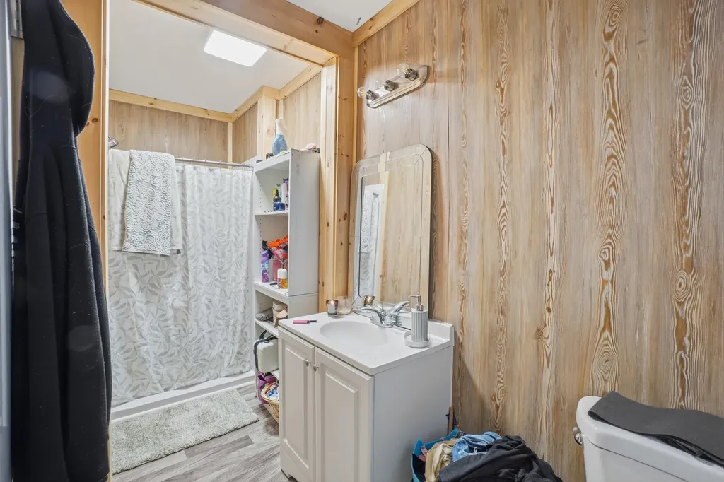 76 Smith Street Bangor ME 04401