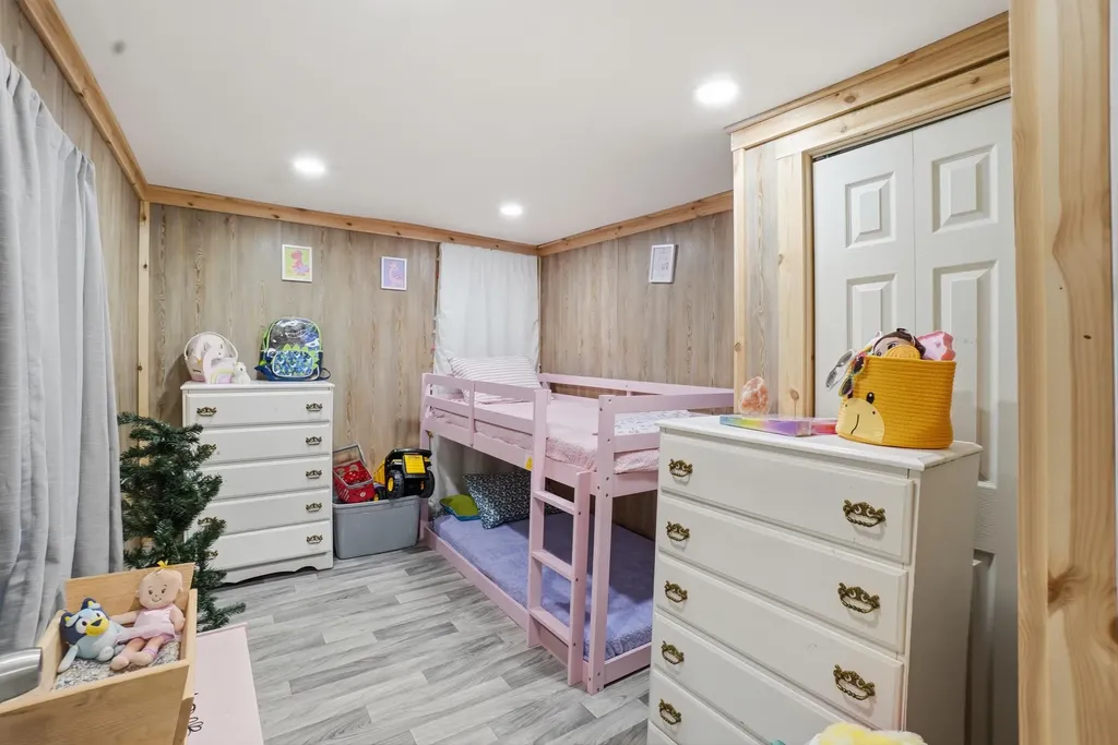 76 Smith Street Bangor ME 04401