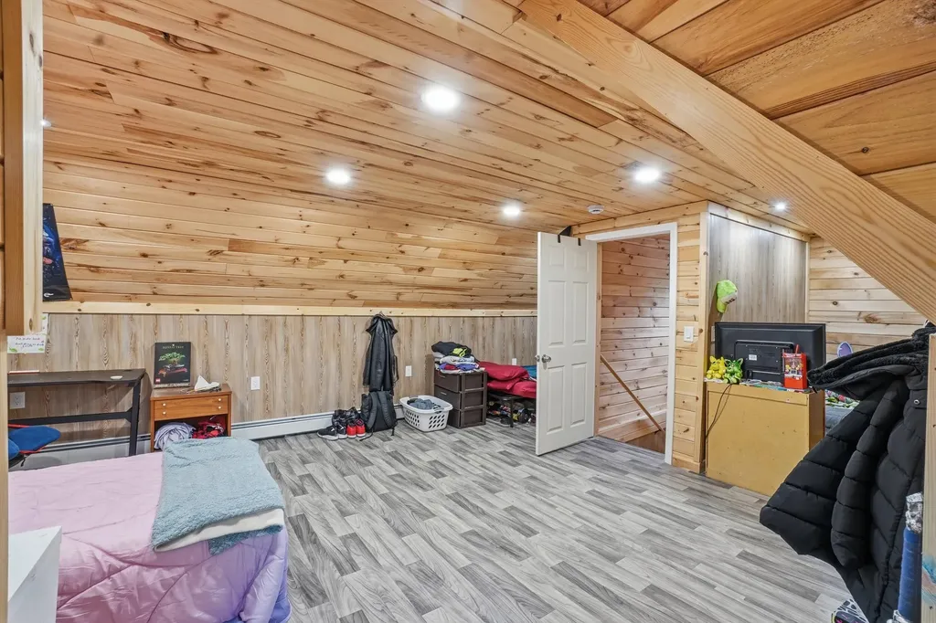 76 Smith Street Bangor ME 04401
