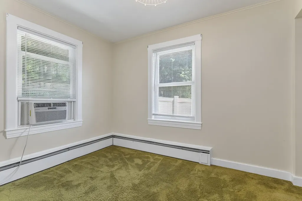 32 Taft Avenue Portland ME 04102