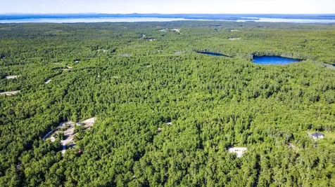 419 Middle Road Standish ME 04085