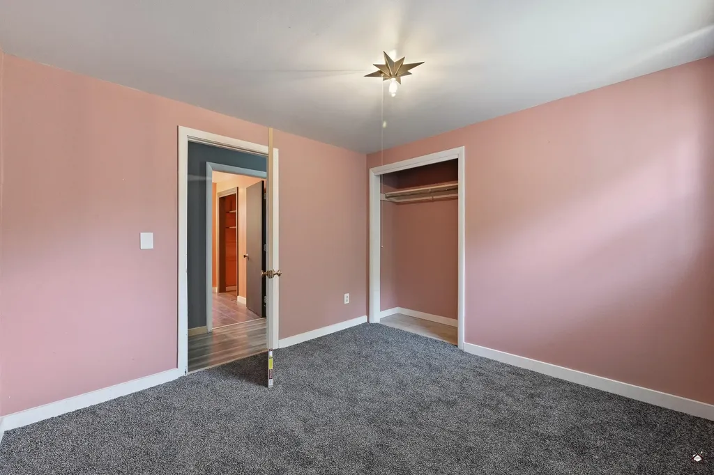 28 Pleasant Hill Drive Norridgewock ME 04957