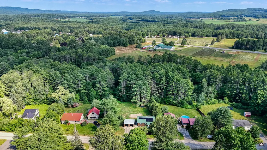 28 Pleasant Hill Drive Norridgewock ME 04957
