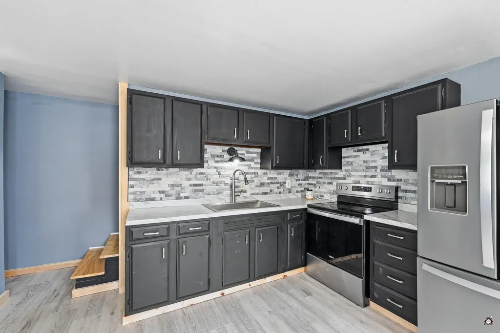 28 Pleasant Hill Drive Norridgewock ME 04957