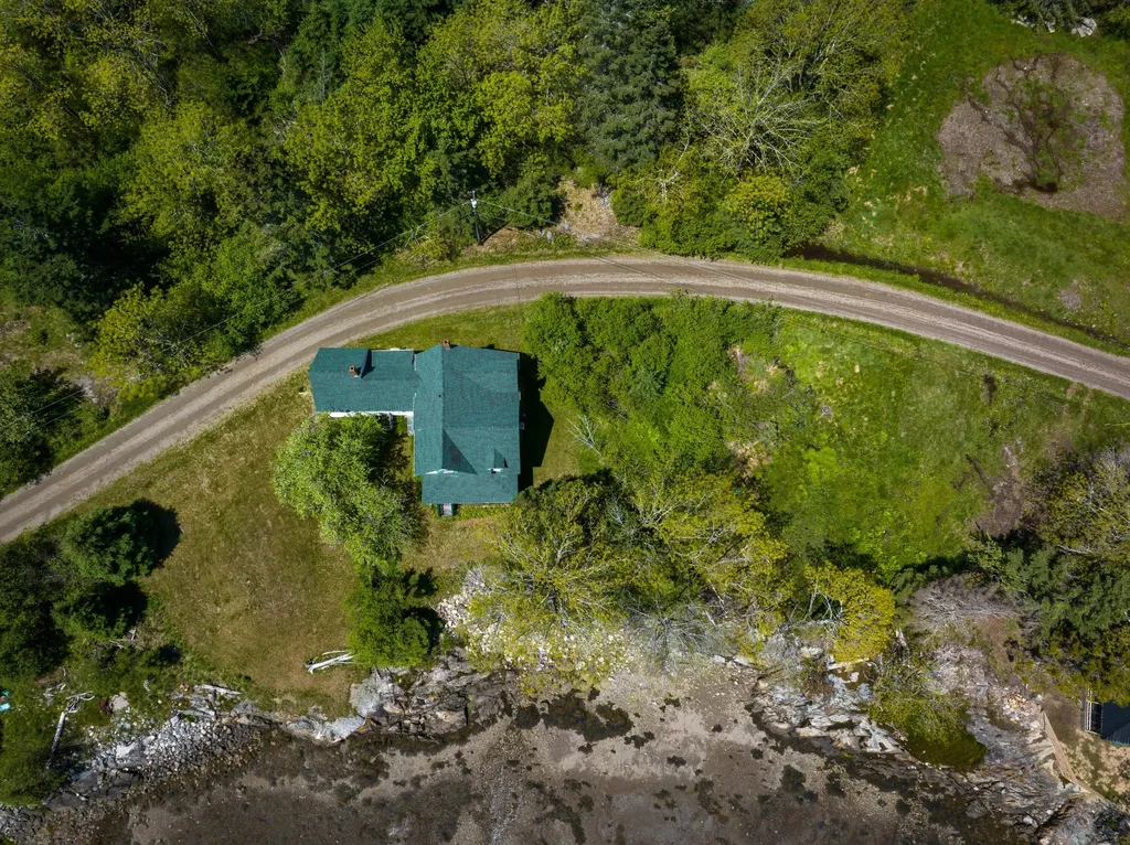 877 Ryder Cove Lane Islesboro ME 04848