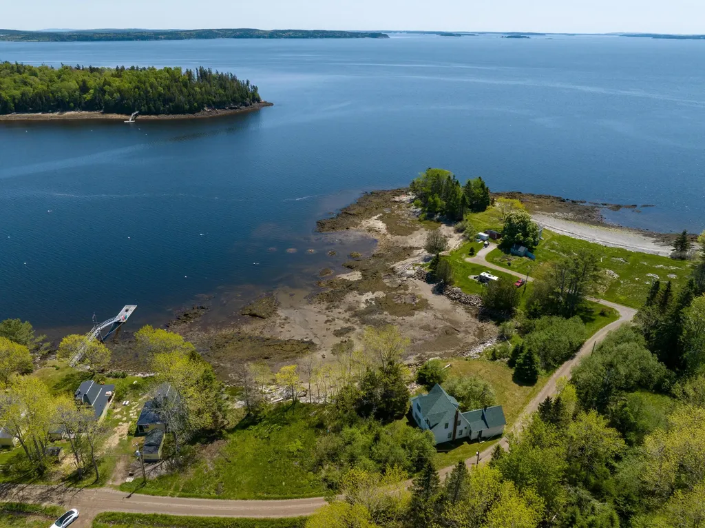 877 Ryder Cove Lane Islesboro ME 04848