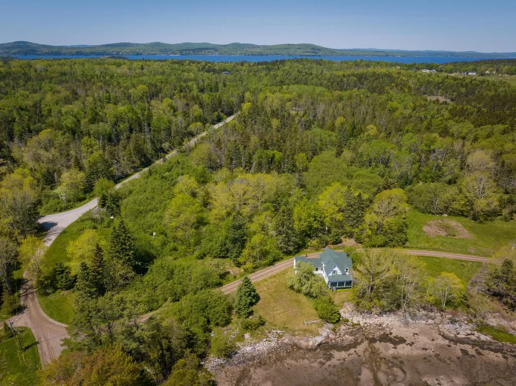877 Ryder Cove Lane Islesboro ME 04848