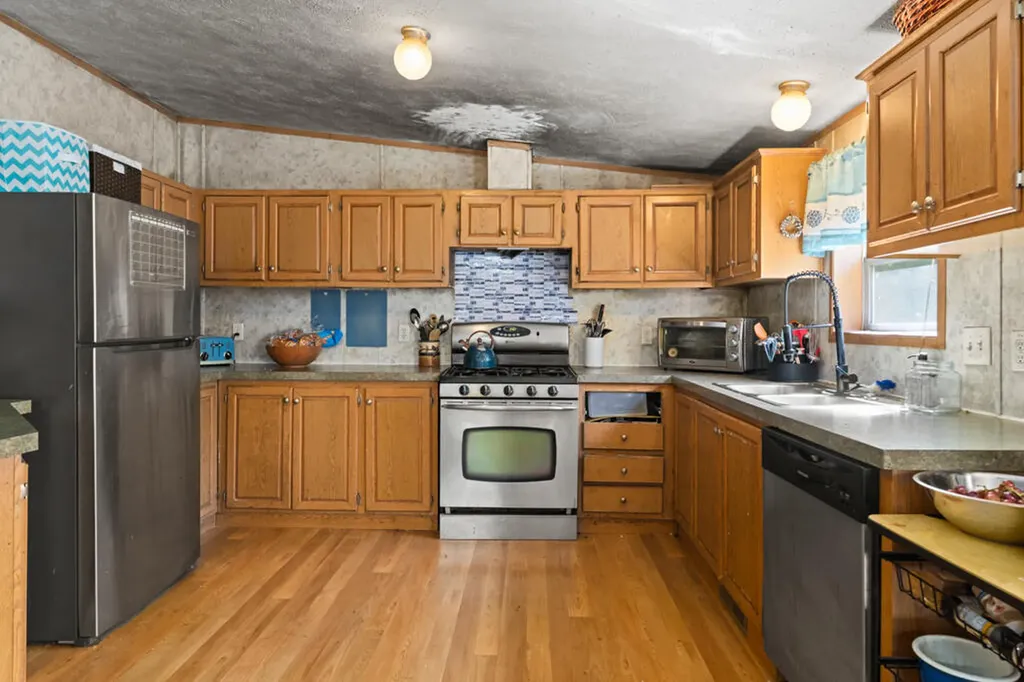 238 Long Plains Road Buxton ME 04093
