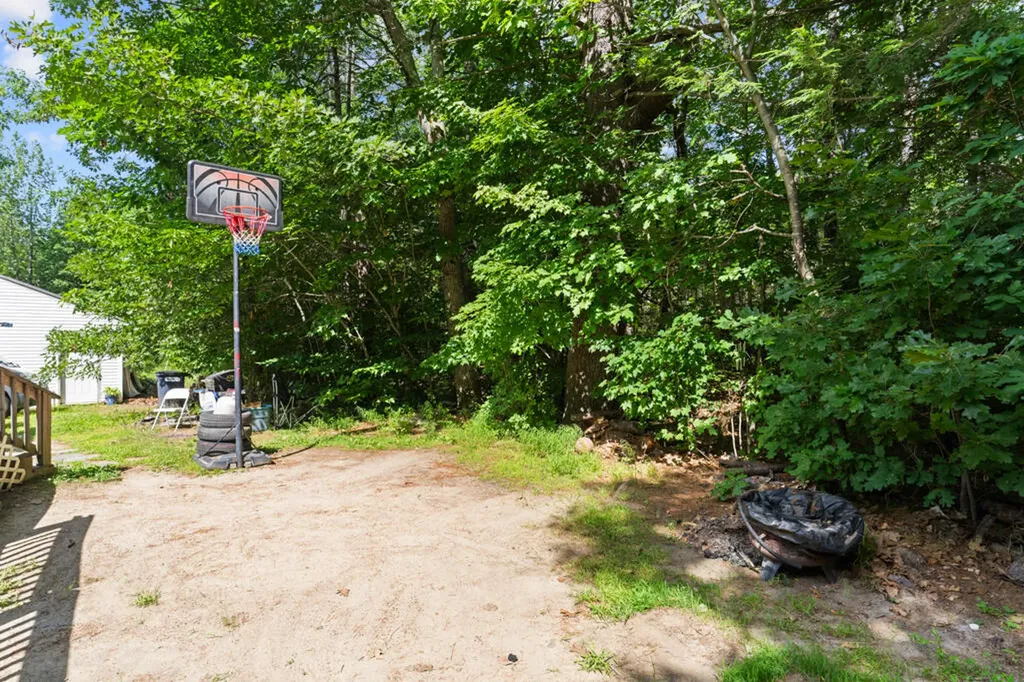 238 Long Plains Road Buxton ME 04093