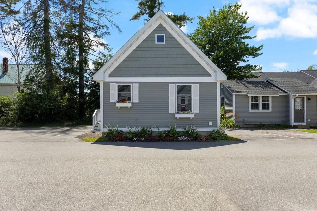 994 Portland Road Saco ME 04072