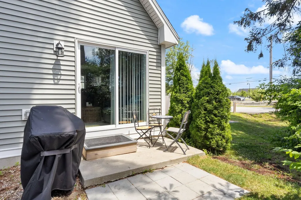 994 Portland Road Saco ME 04072
