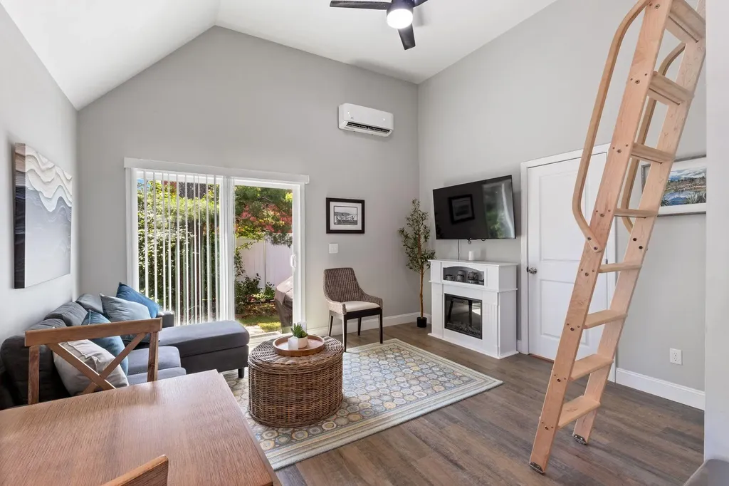 994 Portland Road Saco ME 04072