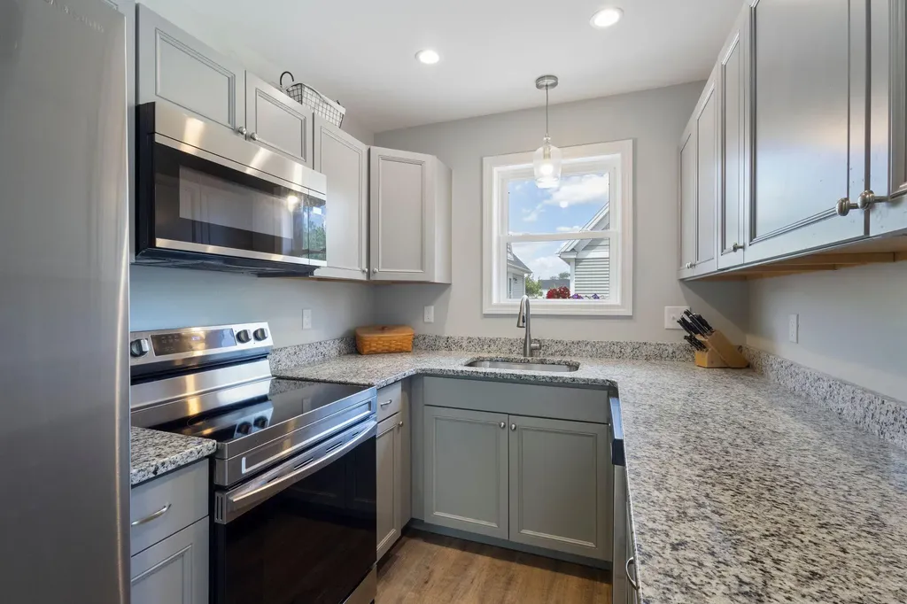 994 Portland Road Saco ME 04072