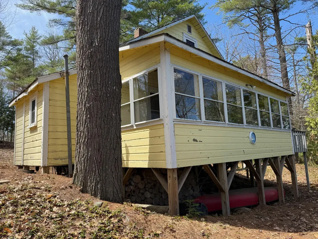 85 Tilton Point Trail Oakland ME 04963