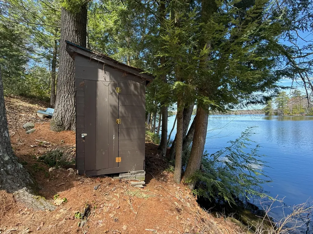 85 Tilton Point Trail Oakland ME 04963