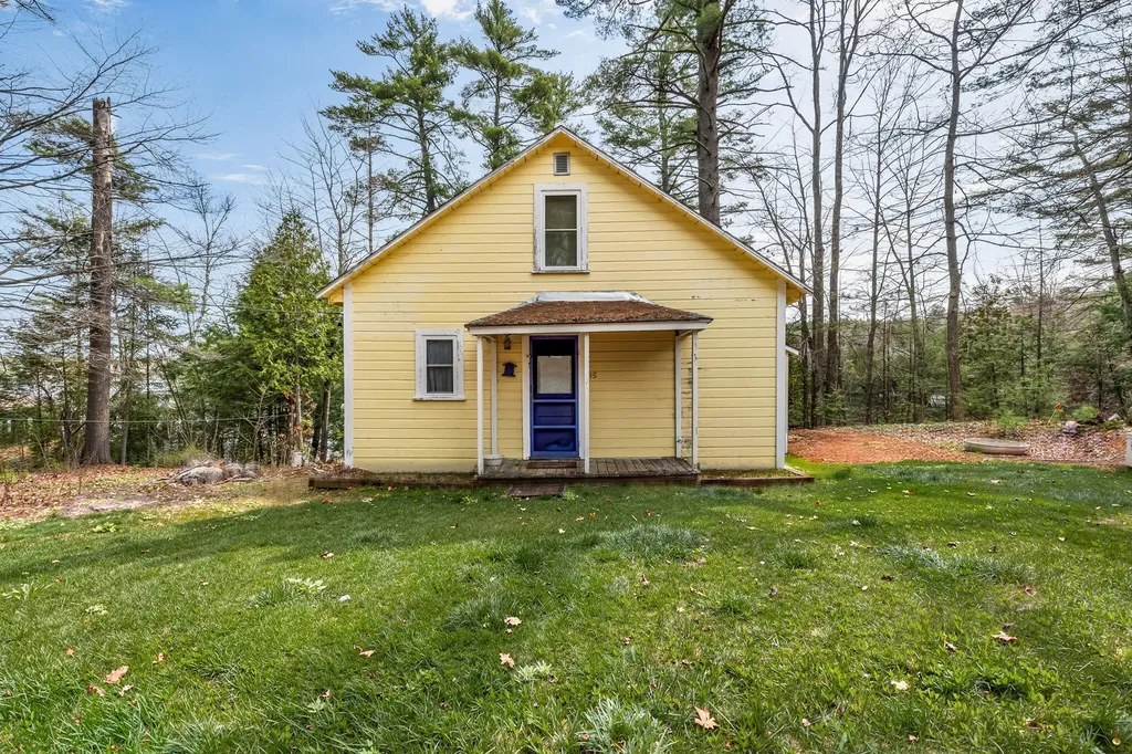 85 Tilton Point Trail Oakland ME 04963