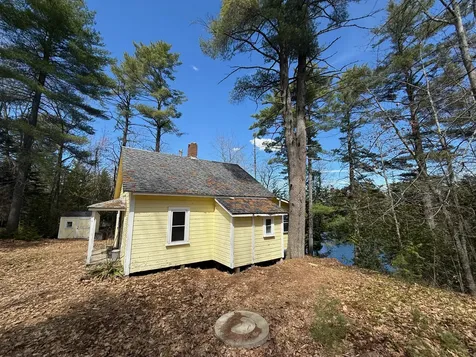 85 Tilton Point Trail Oakland ME 04963