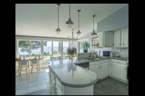 25 Water Street Searsport ME 04974
