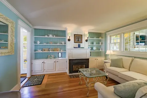 25 Water Street Searsport ME 04974