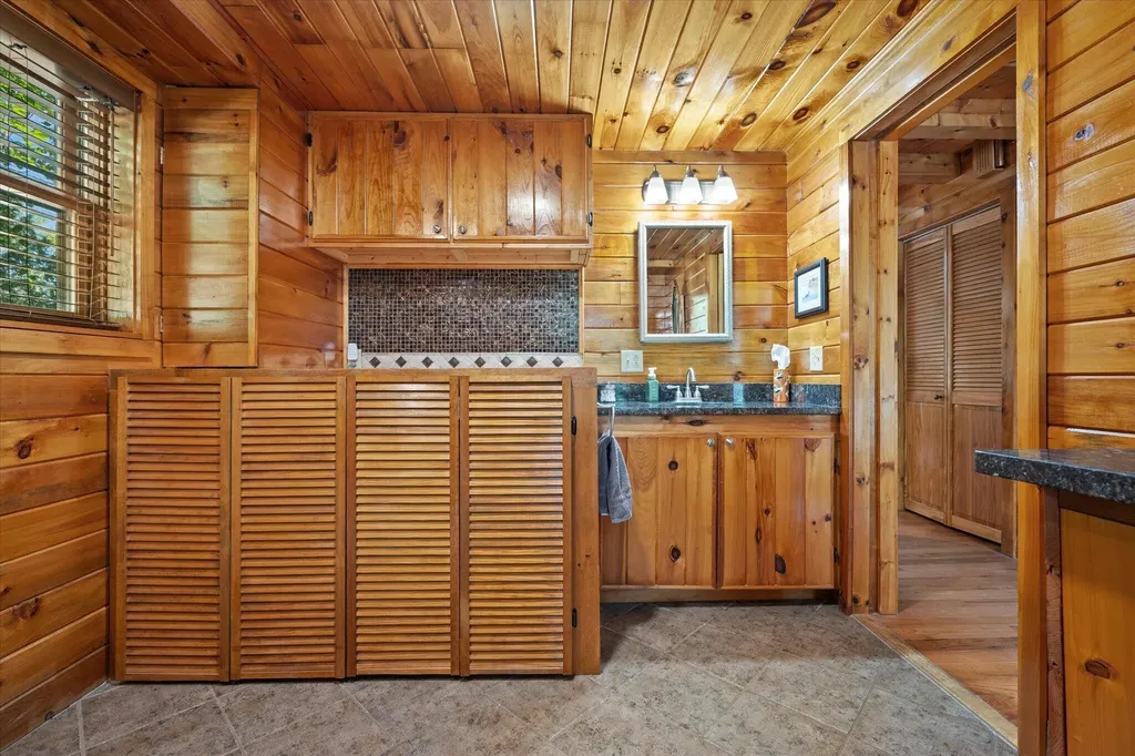 242 Black Bear Way Ellsworth ME 04605