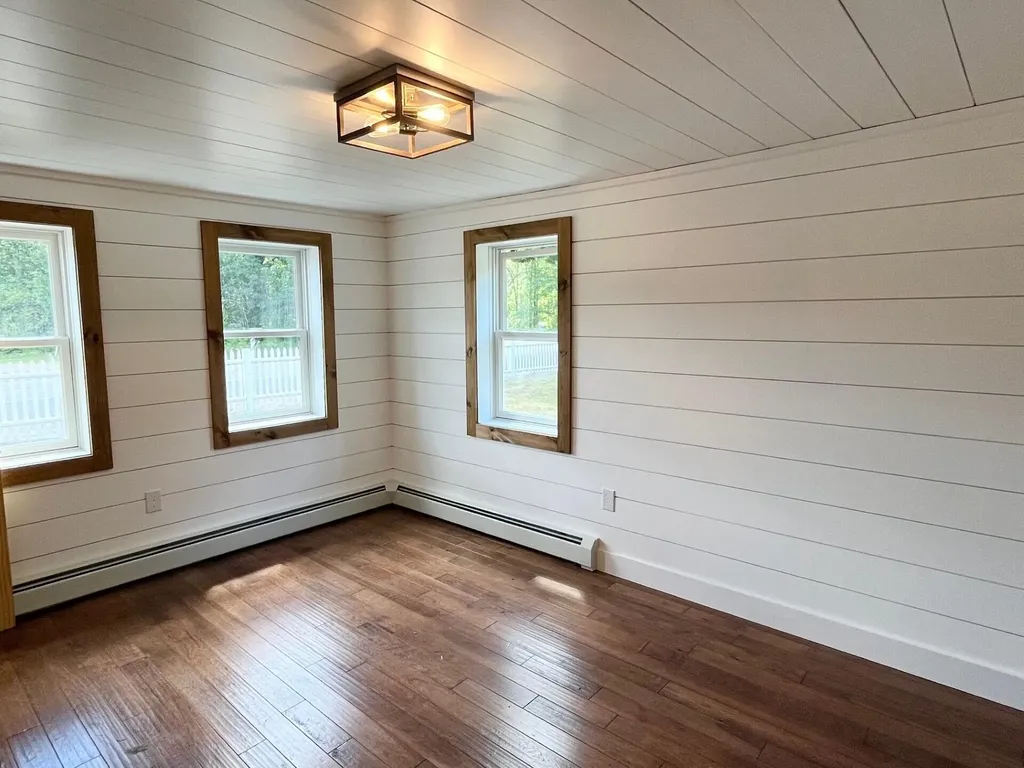 766 Brunswick Road Richmond ME 04357