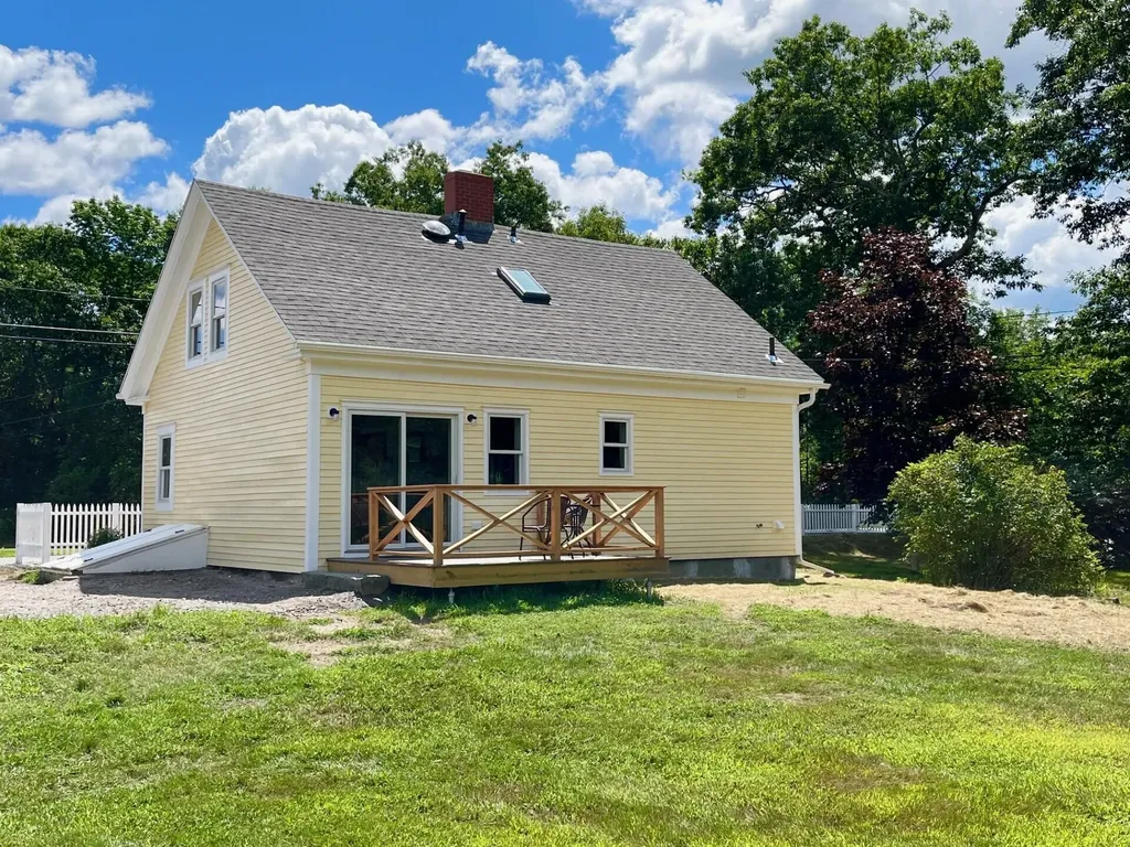 766 Brunswick Road Richmond ME 04357