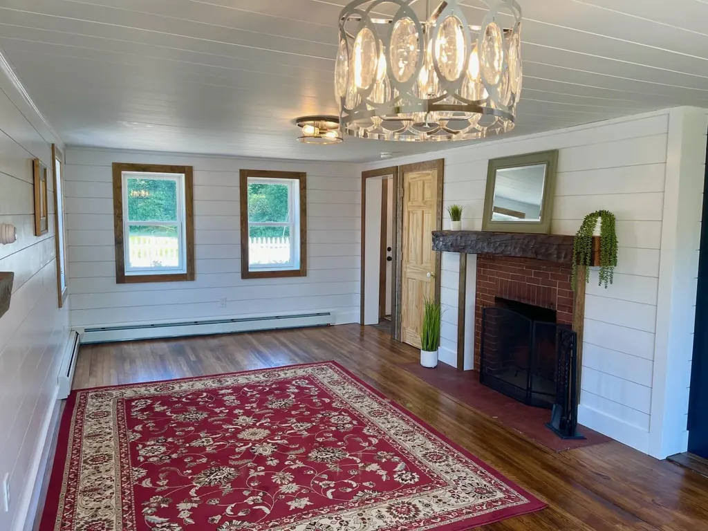 766 Brunswick Road Richmond ME 04357